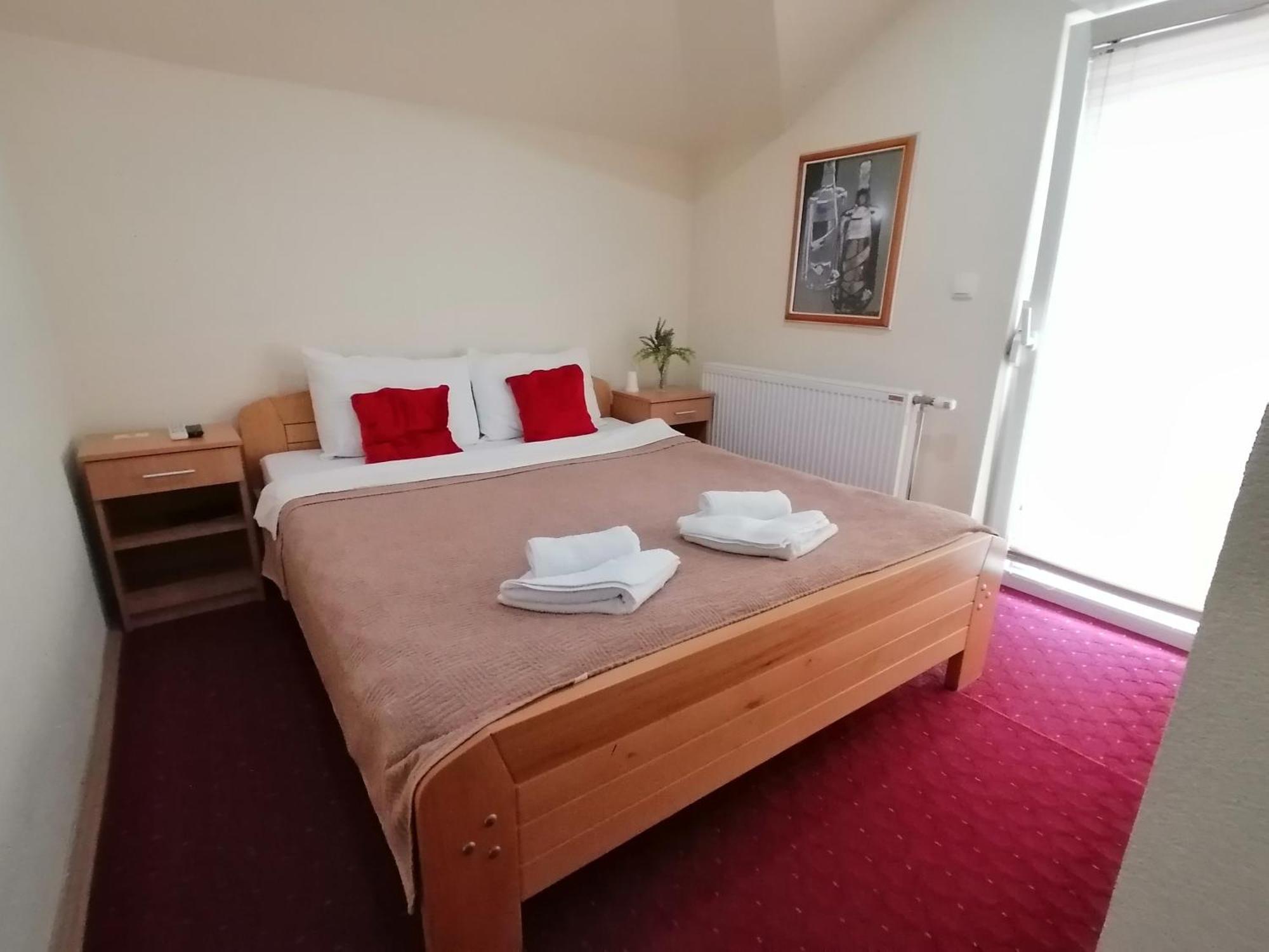 Hotel Talija Svilajnac Zewnętrze zdjęcie