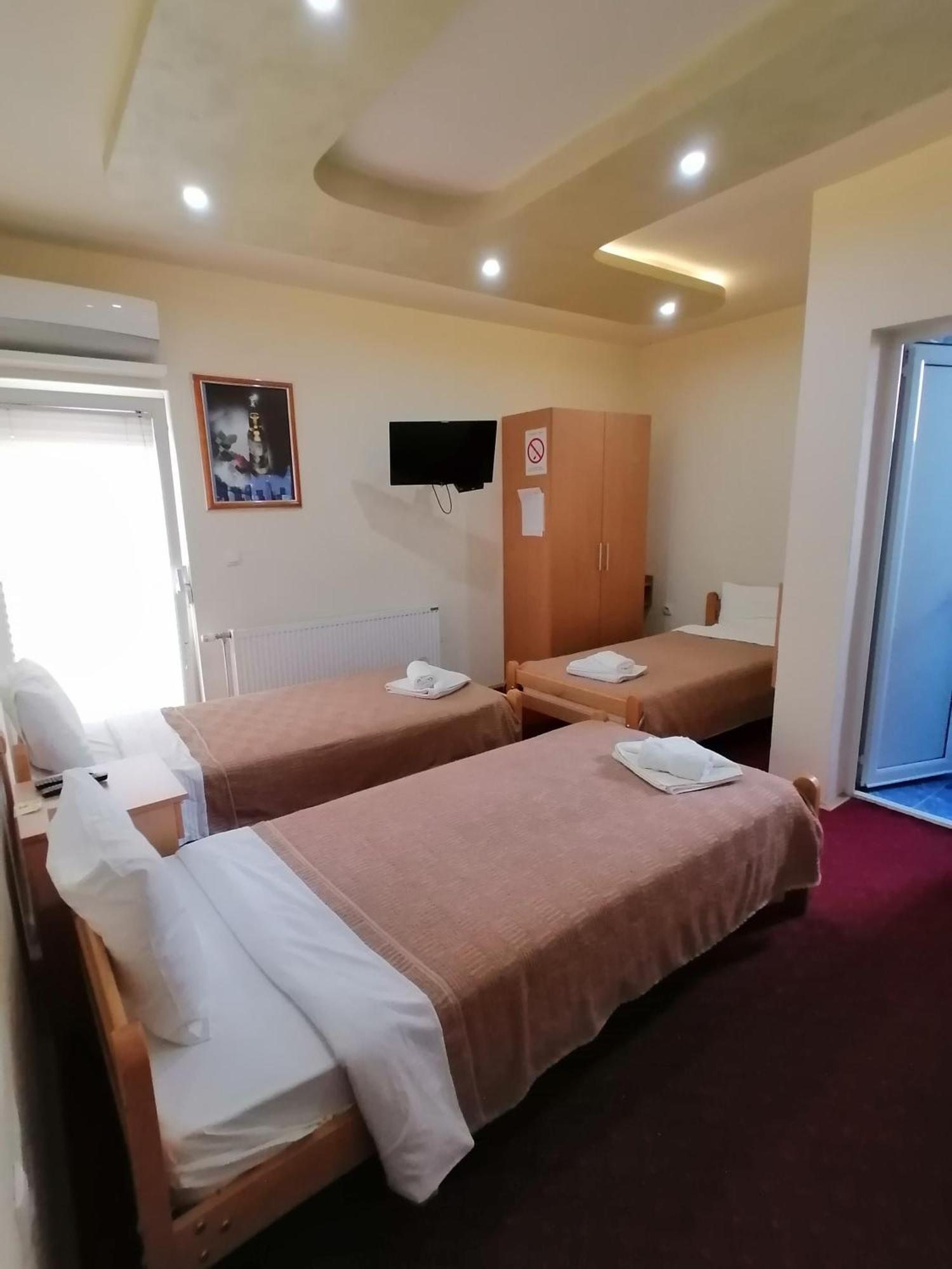 Hotel Talija Svilajnac Zewnętrze zdjęcie